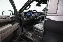 2024 Chevrolet Silverado 1500 ZR2 4WD | HEATED SEATS&STEERING | - Photo 14