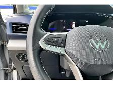 2023 Volkswagen Taos AWD | PANORAMIC SUNROOF | TOUCHSCREEN | CAM - Photo 12