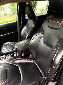 2015 Jeep Cherokee Trailhawk 4dr SUV 4WD (2.4L 4cyl 9A) - Photo 12