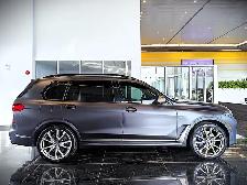 2022 BMW X7 M50i Premium Package - Photo 4