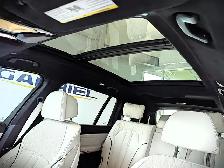 2022 BMW X7 M50i Premium Package - Photo 17