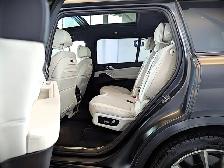 2022 BMW X7 M50i Premium Package - Photo 31