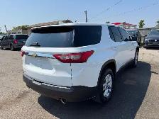 2018 Chevrolet Traverse LS - Photo 5