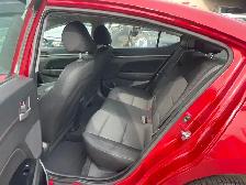 2017 Hyundai Elantra Limited - Photo 8