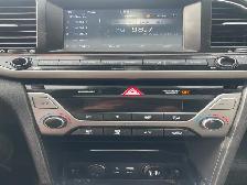 2017 Hyundai Elantra Limited - Photo 16