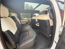 2023 Toyota Tundra 4x4 Crewmax Capstone Hybrid - Photo 18