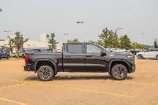 2026 GMC Sierra 1500 AT4 - Photo 10