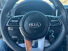 2021 Kia Sportage LX - Photo 10