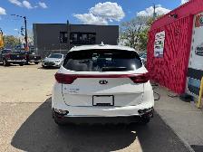 2021 Kia Sportage LX - Photo 16