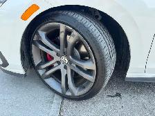 2024 Volkswagen Golf GTI - Photo 23