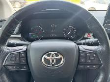 2022 Toyota Sienna LE - Photo 11