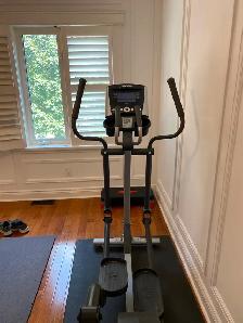X1 Life fitness Elliptical - Photo 2