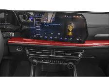 2027 Chevrolet Traverse Z71 - Photo 12