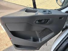 2022 Ford Transit Passenger Wagon XLT - Photo 14
