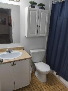 Chambre meublée - 1er sept - 780$ - Plaza Côte-des-Neiges - Photo 4