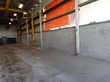 offering demolition and trailer rental - Photo 2