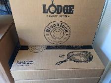 Lodge Cast Iron Skillet - 10 1⁄4'. - Photo 2