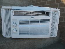 5000 BTU Window Air Conditioner, Like New - Photo 5