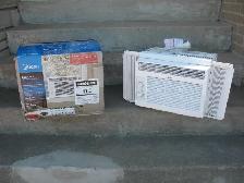 5000 BTU Window Air Conditioner, Like New - Photo 10