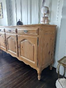 Antique French Country Sideboard - Photo 4