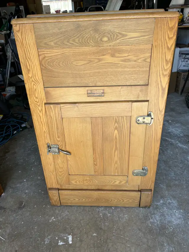 Ice Chest