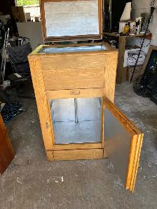 Ice Chest - Photo 2