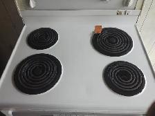 Whirlpool Electric Stove - Photo 2