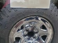 Winter rims and tires GMC 265 65 r17