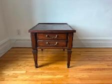 TABLE DE SALONS.