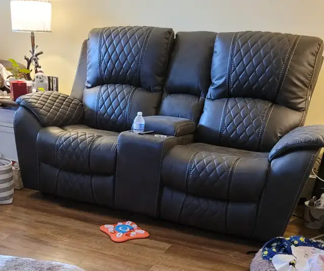 FREE!!! Loveseat recliner in Hamilton