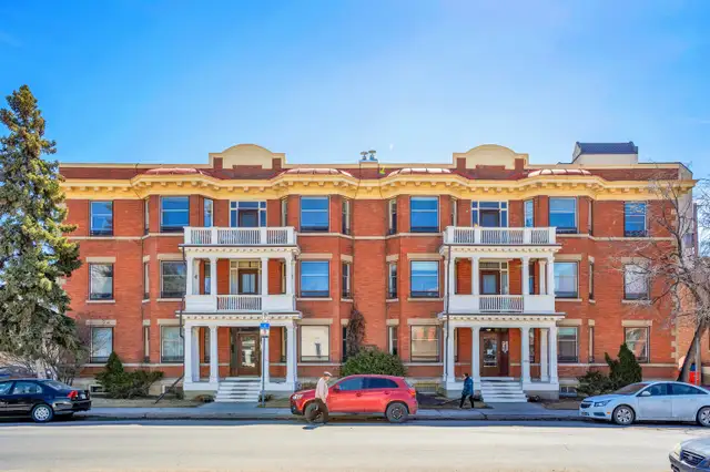 Downtown 3 bedroom in heritage building