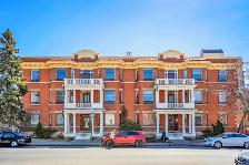 Downtown 3 bedroom in heritage building