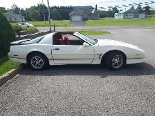 1985 Pontiac Trans Am Firebird T-tops Original 100% 67,000 kms