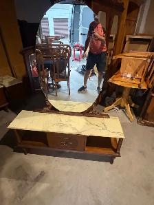 Free delivery used Antique Vanity Table with Mirror - Photo 3