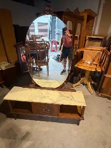 Free delivery used Antique Vanity Table with Mirror - Photo 6