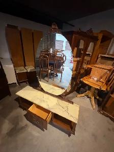 Free delivery used Antique Vanity Table with Mirror - Photo 7