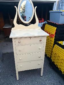 Free delivery antique Vintage Vanity Dresser with Oval Mirror - Photo 2