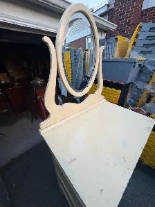 Free delivery antique Vintage Vanity Dresser with Oval Mirror - Photo 6