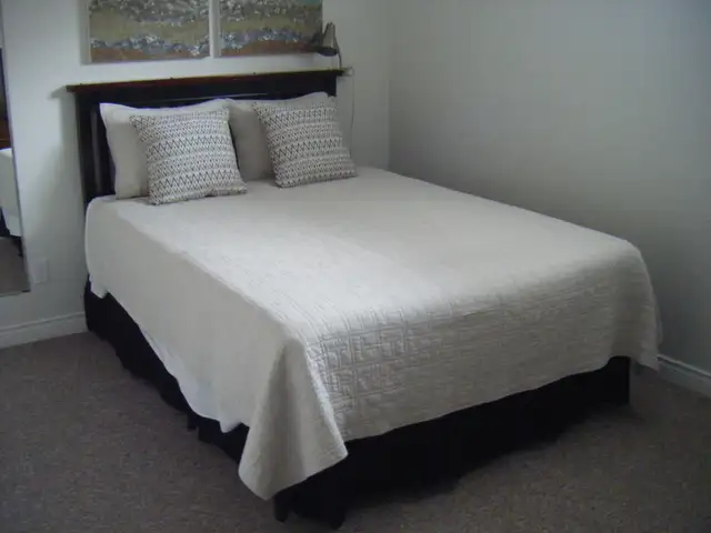 Queen bed