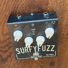 SurfyFuzz Guitar Pedel - Photo 2