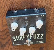 SurfyFuzz Guitar Pedel - Photo 4