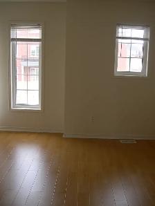 Room for Rent near York University for Ladies - Photo 2
