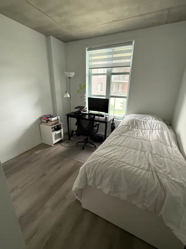 Private room for rent