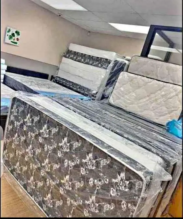 Full Mattress / Queen Mattress | Twin Mattress . King Mattress