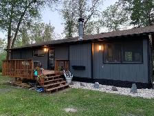 Amazing Cottage! 10 Mins N of Gimli -Aug and Sept available!
