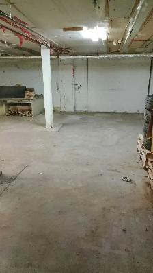 storage unit for tires