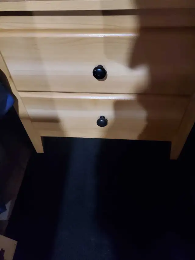 (((2 End Tables)))