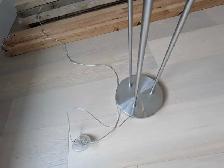 Floor lamp with LED lights and foot switch - Photo 4