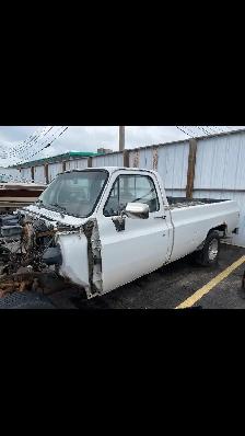1984 GMC 350 - Photo 3