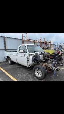 1984 GMC 350 - Photo 4